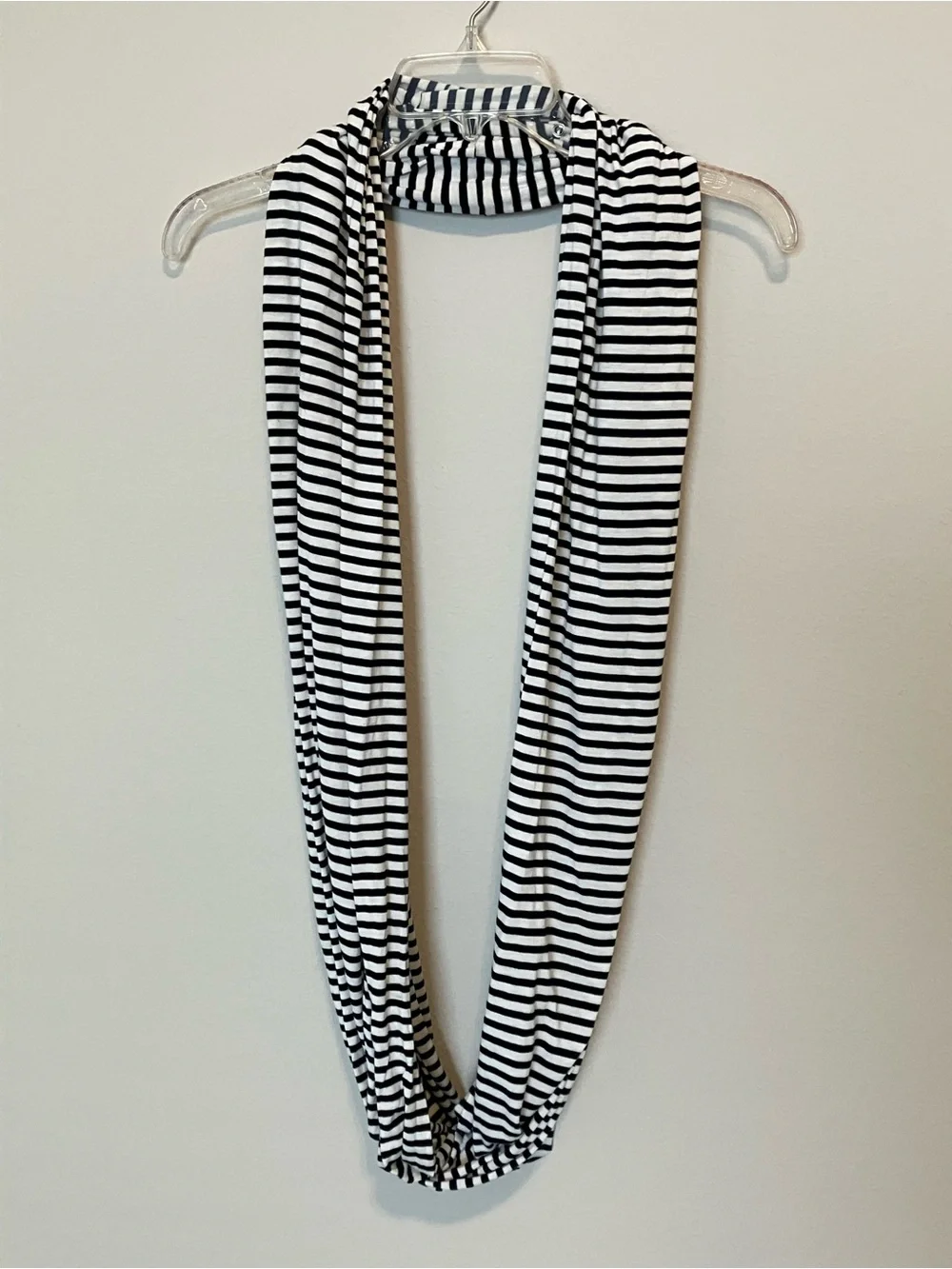 Calvin Klein pairs scarf